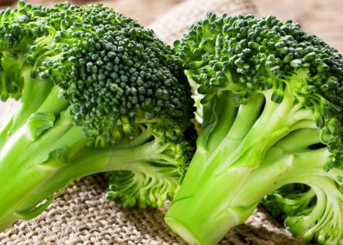 Що робити, якщо капуста брокколі зацвіла, і чи можна її їсти