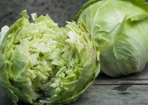 Чому тріскається білокачанна капуста і як цього уникнути?