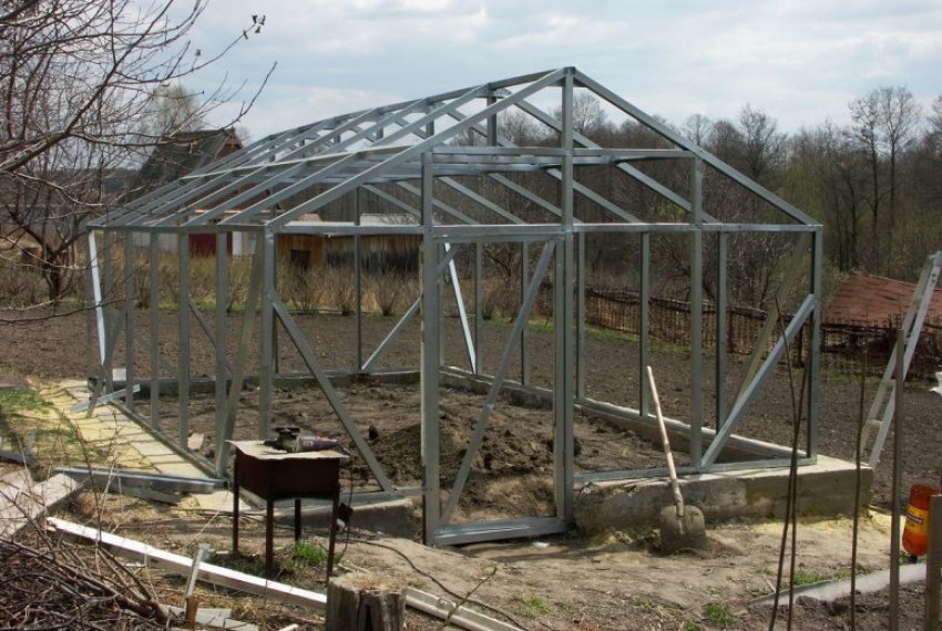 Металопрофильный каркас для теплиці