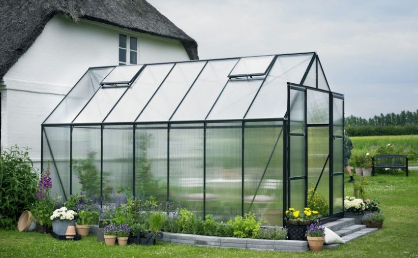 Теплиця з полікарбонату