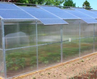 Виготовлення теплиці будиночком з полікарбонату