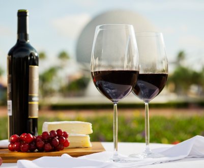 Не горілкою єдиною: росіяни довели бельгійцям, що вміють пити і виробляти шикарне вино