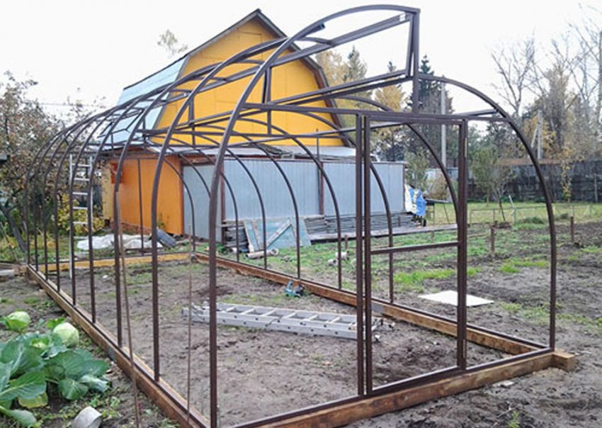 Металевий каркас теплиці Металевий каркас теплиці
