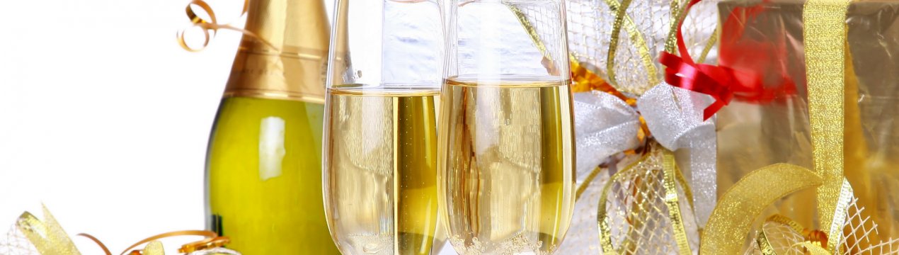 Російські винороби допомагають вибрати шампанське на святковий стіл