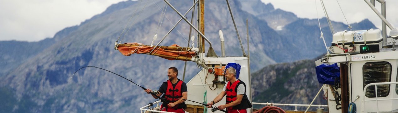 Російські рибалки отримали щедрий подарунок до Нового року