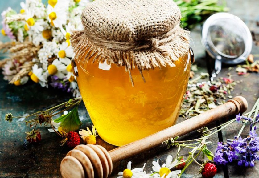 Вкус и цвет мёда из разнотравья
