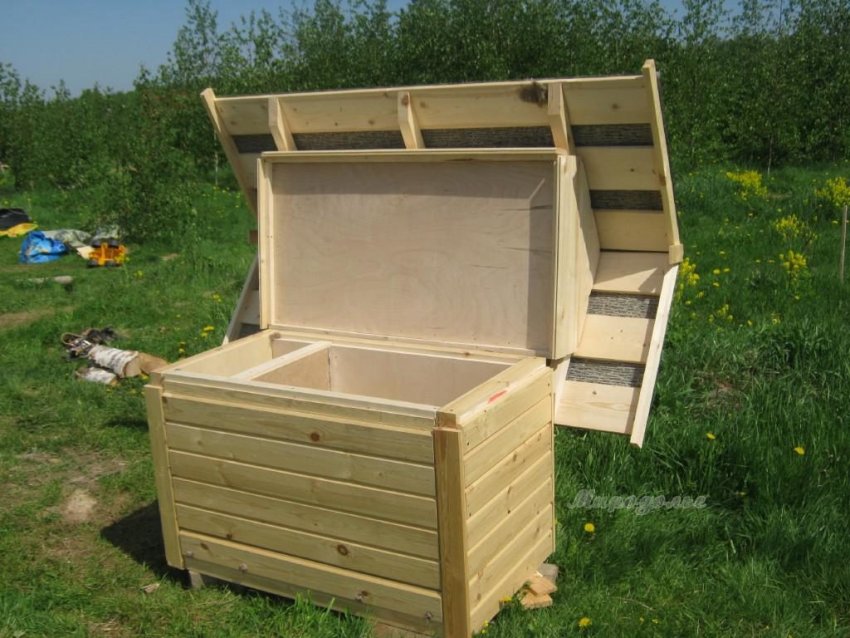 Вулик Український лежак