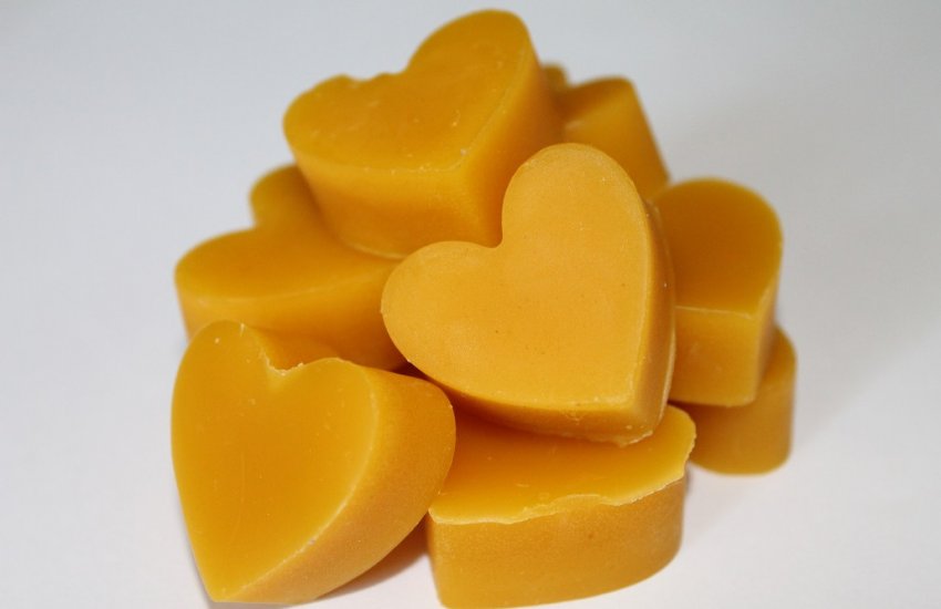 Застосування бджолиного воску Застосування бджолиного воску