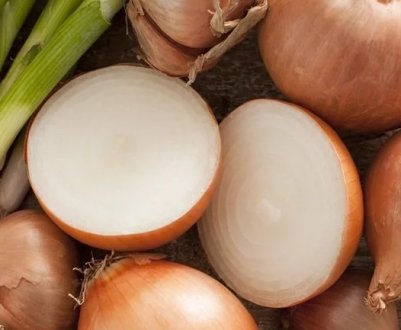 Користь і шкода вживання цибулі під час вагітності