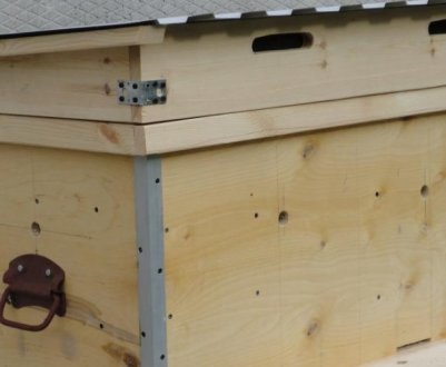 Як зробити вулик-лежак на 24 рамки своїми руками?