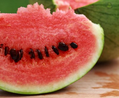 Коли достигають кавуни: терміни та ознаки стиглої ягоди