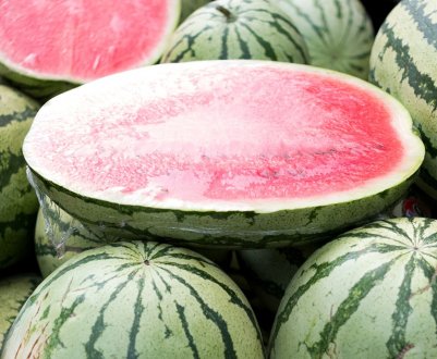 Вибір самого стиглого кавуна