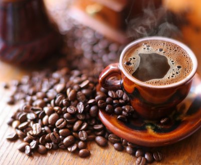 В гущі подій: українські студенти роблять посуд з кавових відходів