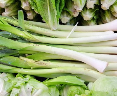 Як правильно вживати цибулю-порей?