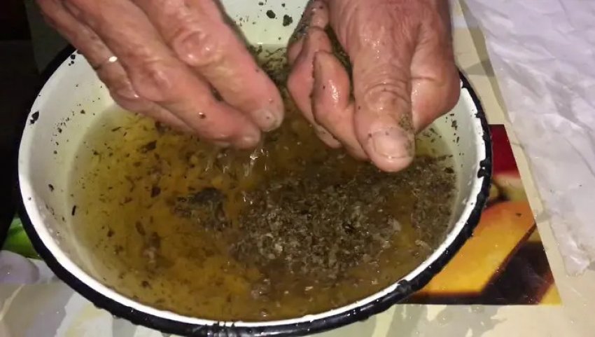 Очищение прополиса водой