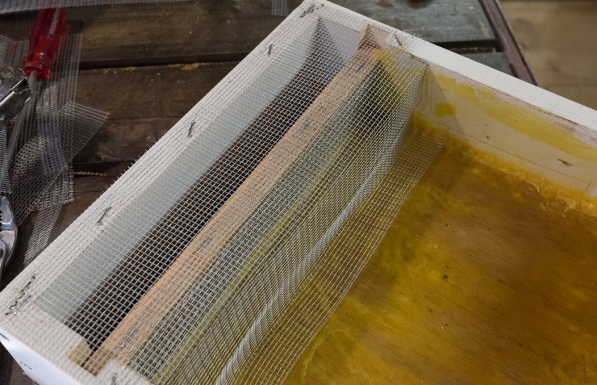 Стельова годівниця Стельова годівниця