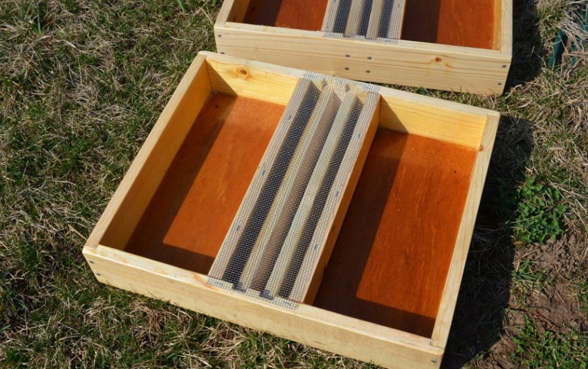 Зовнішня годівниця Зовнішня годівниця