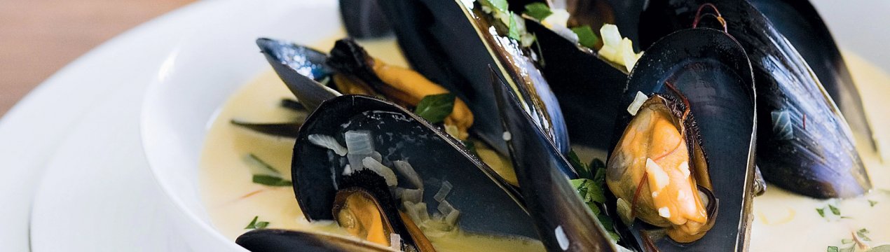 Кримські рибалки женуться за двома сотнями тонн мідій