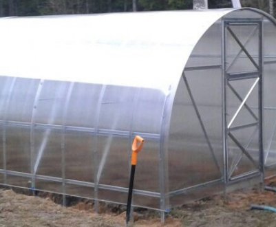 Особливості споруди теплиці «2-Дум»