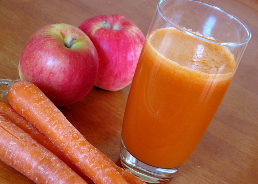 Морковно-яблочный сок