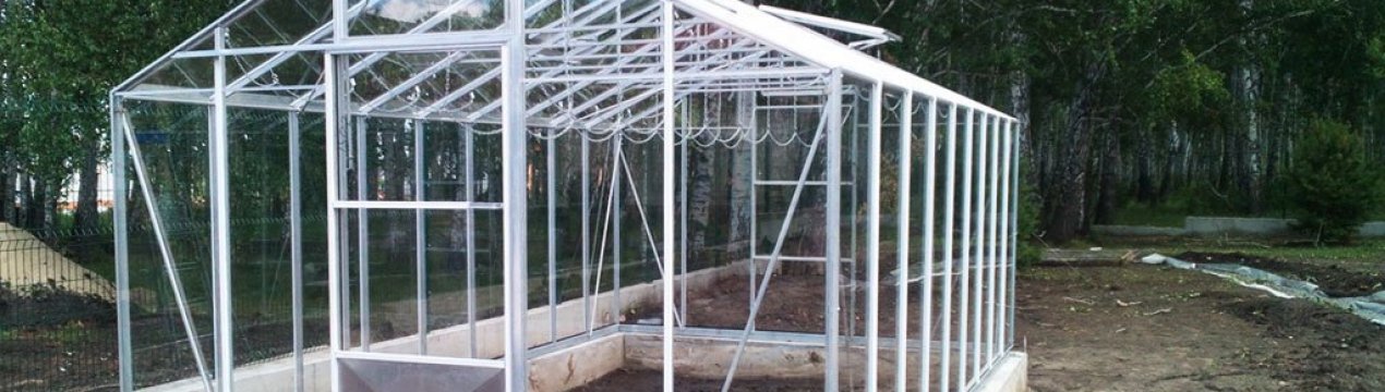 Теплиця з алюмінієвого профілю і скла