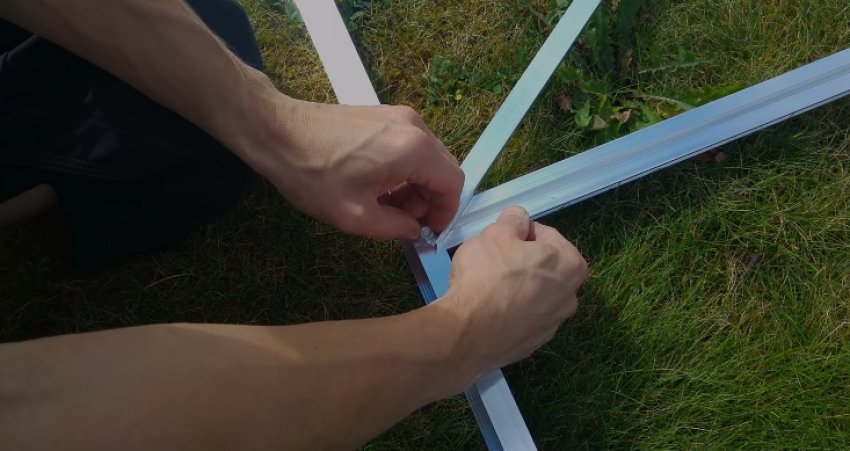 Как построить теплицу из алюминиевого