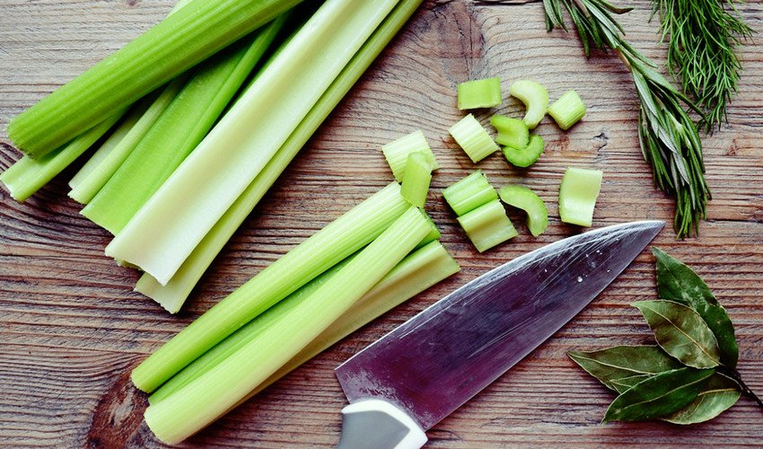 Нарізка селери