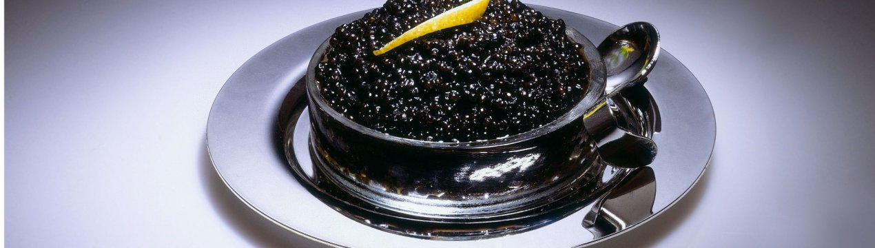 Росія ставить експерименти на чорній ікрі