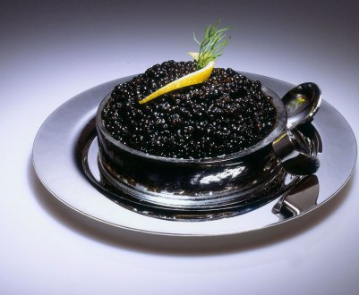 Росія ставить експерименти на чорній ікрі
