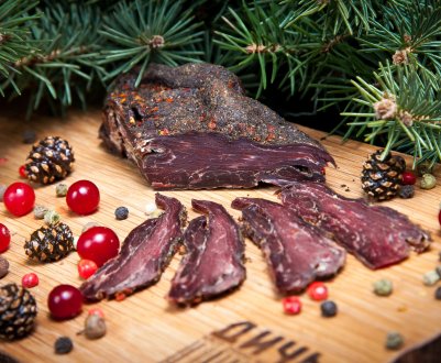 Тюменський завод зробить з уральських оленів чіпси і бастурму