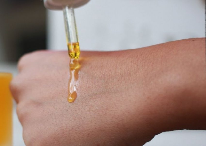 Зовнішнє використання масла чорного кмину