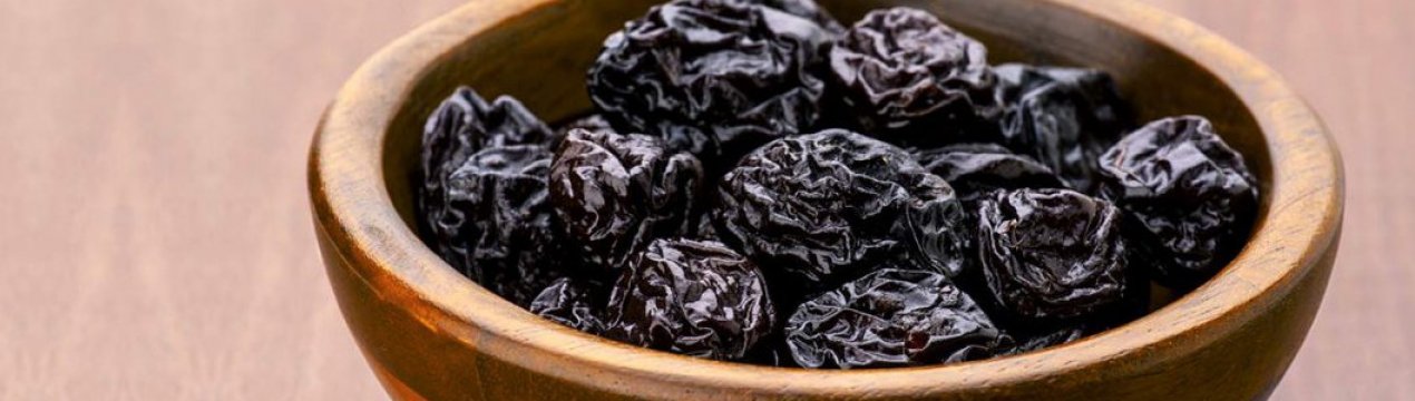 Чим корисний чорнослив для жінок?