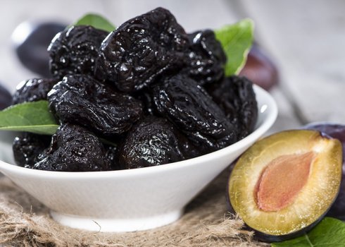 Особенности употребления чернослива при похудении
