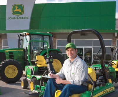 Новий двигун від компанії John Deere