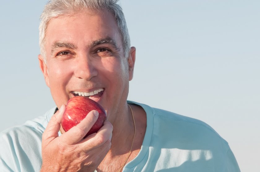 Яблоки для мужчин при мочекаменной болезни