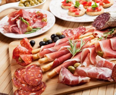 Білоруські м'ясники хотіли «просувати» на російському ринку кишкову паличку