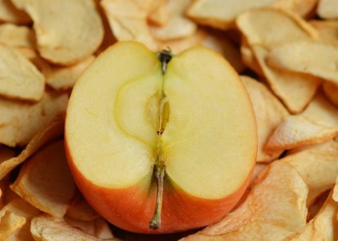 Как правильно хранить сушёные яблоки на зиму в домашних условиях