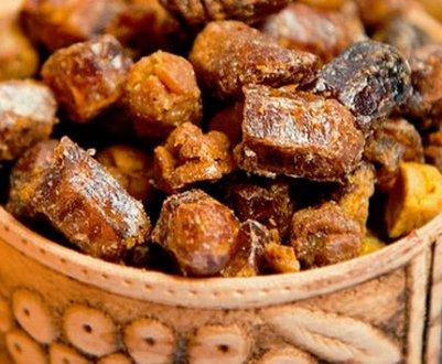 Користь і шкода перги для організму жінки