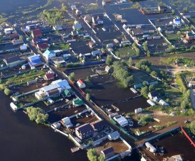 В австралійському пабі подавали безкоштовне пиво постраждалим від повені фермерам