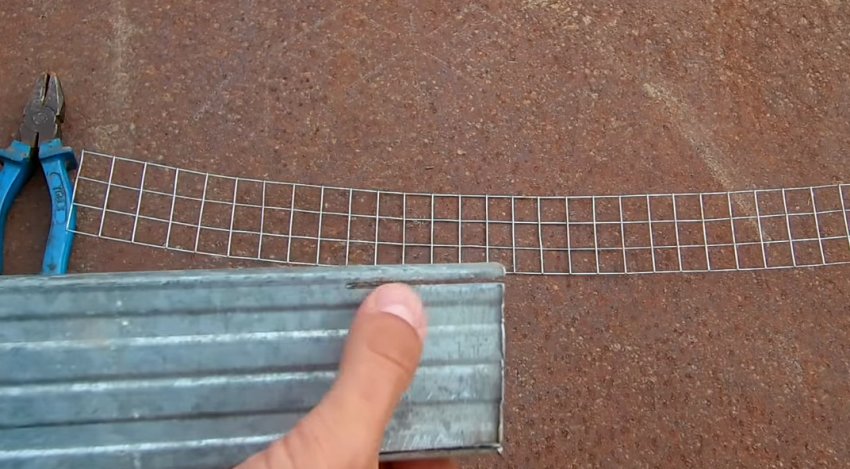 Надрізи на профілі