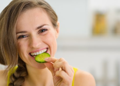 Користь і шкода огірків для здоров'я жінки