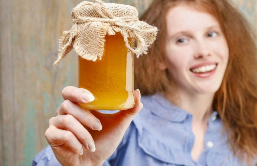 Женщина с мёдом