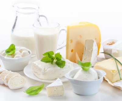 Популярність рослинних альтернатив молока призводить до падіння продажів молока