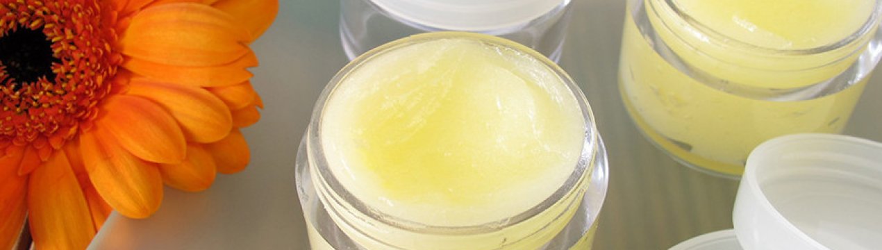 Як застосовувати бджолиний віск в косметології?