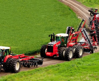 Менеджера полтавської компанії, яка продавала неіснуючу сільгосптехніку, посадили під домашній арешт