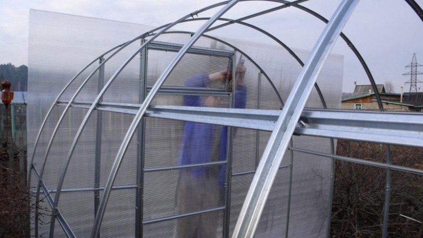 Збірка теплиці Збірка теплиці