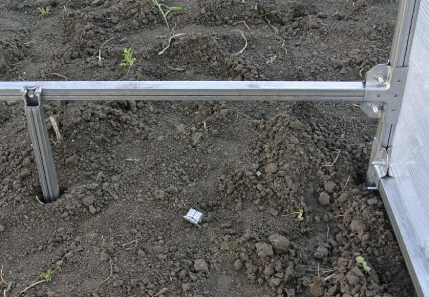 Зборка каркаса теплиці Зборка каркаса теплиці