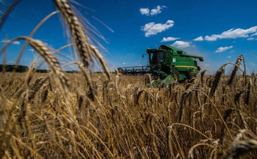 Члени Європарламенту голосують за реформу сільськогосподарської політики ЄС