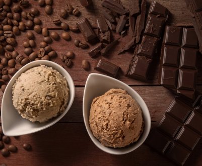 Юних татарських фермерів за роботу в городі пригостять кавою і морозивом