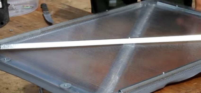 Діагональ на кватирці Діагональ на кватирці